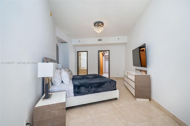 15901 Collins Ave 3807, Sunny Isles Beach, FL 33160