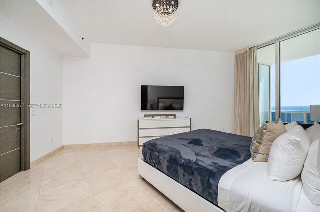 15901 Collins Ave 3807, Sunny Isles Beach, FL 33160