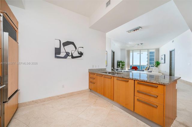 15901 Collins Ave 3807, Sunny Isles Beach, FL 33160
