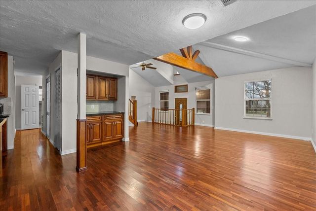 542 16th Street, Dickinson, TX 77539