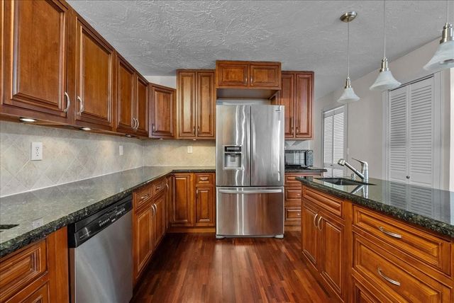 542 16th Street, Dickinson, TX 77539