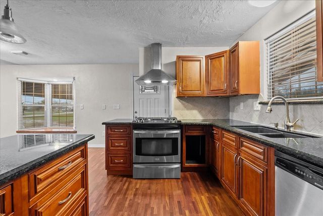 542 16th Street, Dickinson, TX 77539