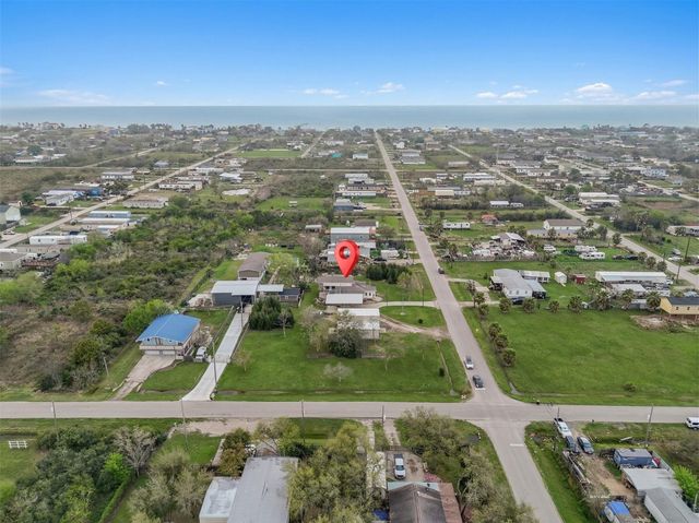 542 16th Street, Dickinson, TX 77539