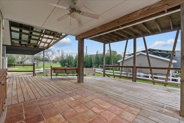 542 16th Street, Dickinson, TX 77539