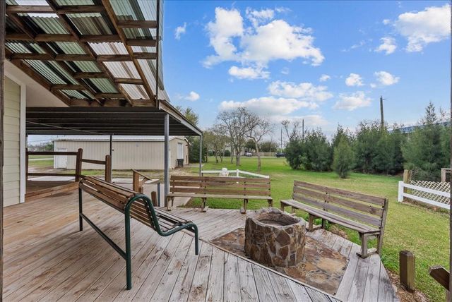 542 16th Street, Dickinson, TX 77539