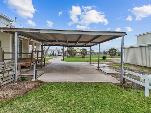 542 16th Street, Dickinson, TX 77539