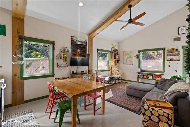 8485 W Sausser Dr, Coeur D'alene, ID 83814