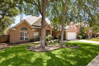 24202 Middle Fork, San Antonio, TX 78258