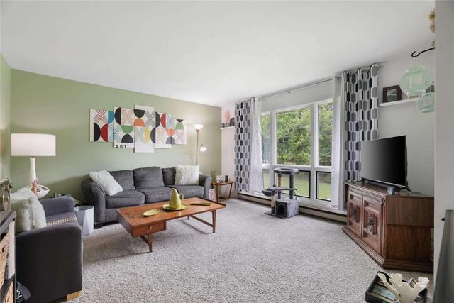 2371 Honeysuckle Road, Allentown City, PA 18103