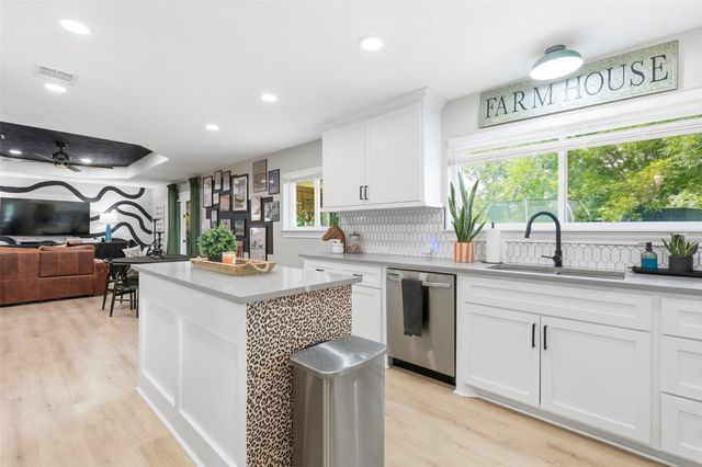 508 Bobcat Lane Lane, Daisetta, TX 77533