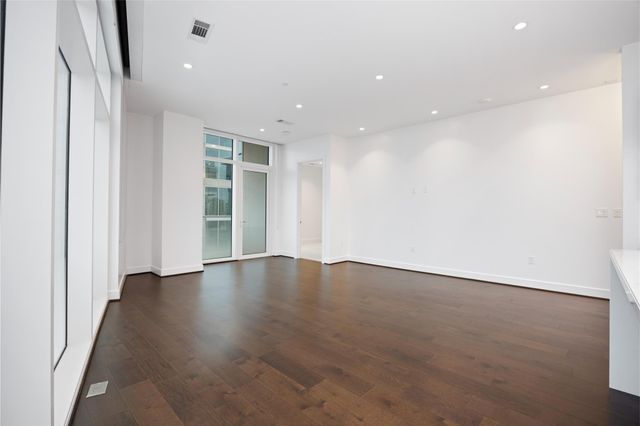 4521 San Felipe Street 1903, Houston, TX 77027