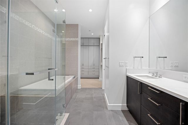 4521 San Felipe Street 1903, Houston, TX 77027