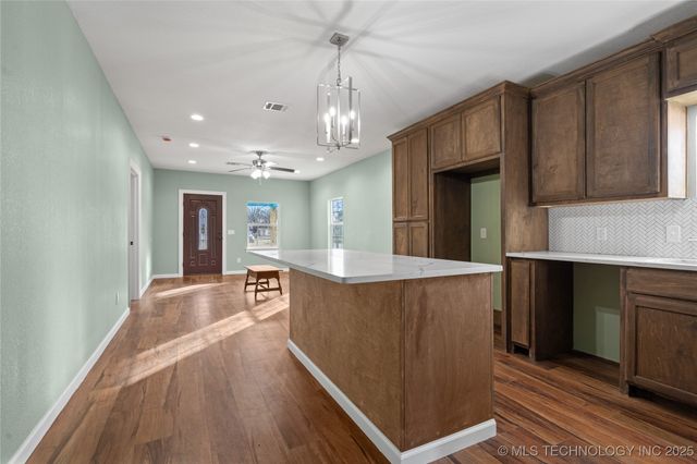 603 SE 4th Avenue, Ardmore, OK 73401