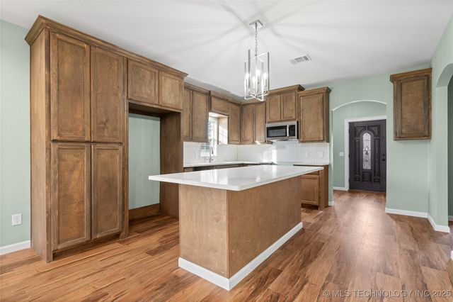 603 SE 4th Avenue, Ardmore, OK 73401