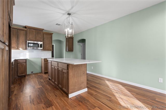 603 SE 4th Avenue, Ardmore, OK 73401