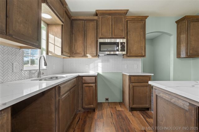 603 SE 4th Avenue, Ardmore, OK 73401