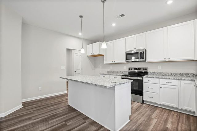 231 Sage Woods Way, Dallas, GA 30132