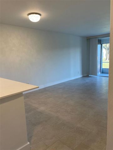 5890 NW 64th Avenue 103, Fort Lauderdale, FL 33319