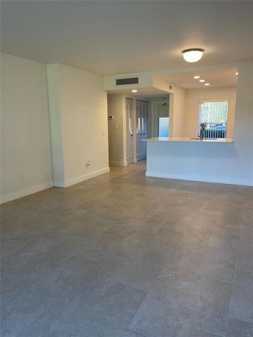 5890 NW 64th Avenue 103, Fort Lauderdale, FL 33319