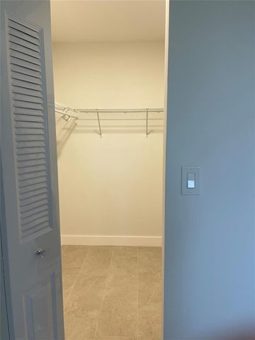 5890 NW 64th Avenue 103, Fort Lauderdale, FL 33319