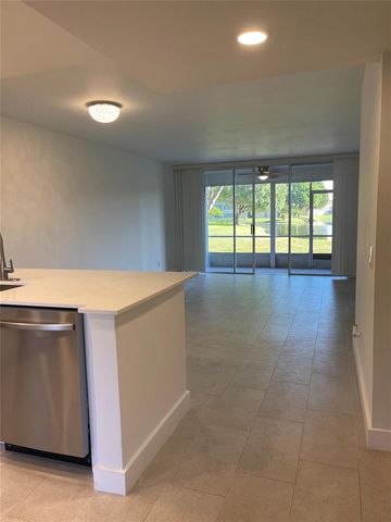 5890 NW 64th Avenue 103, Fort Lauderdale, FL 33319