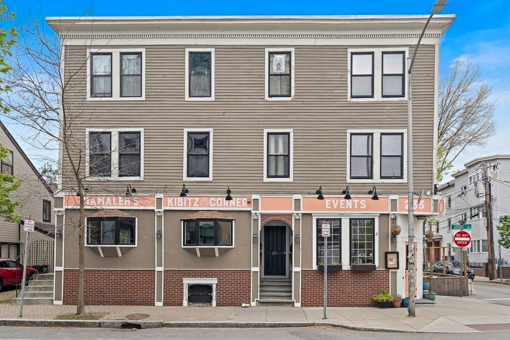 233 Cardinal Medeiros Avenue 5, Cambridge, MA 02141