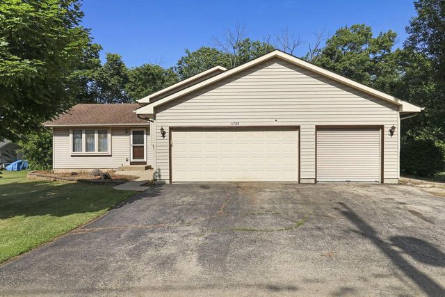11788 231st COURT, Trevor, WI 53179