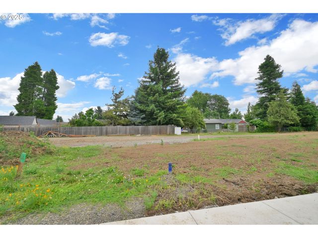 Sprig Ln Lot 3, Eugene, OR 97401