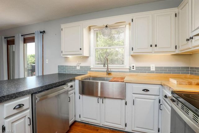 204 Oak Forest Lane, Trinity, NC 27370