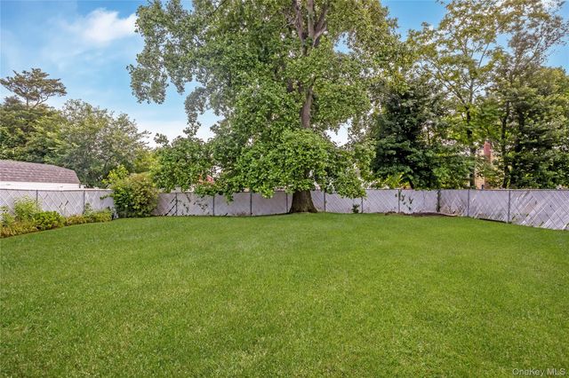 19 Glenda Drive, Deer Park, NY 11729