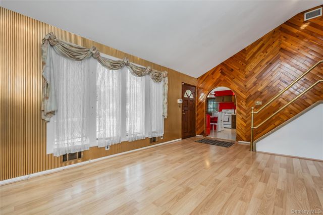 19 Glenda Drive, Deer Park, NY 11729