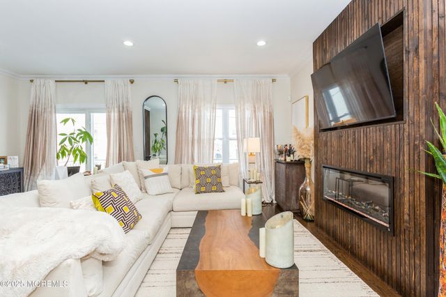 45 Miller Street, Highlands, NJ 07732