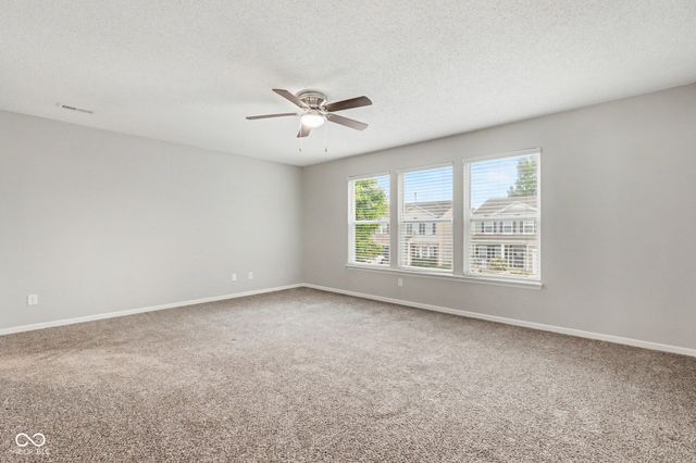 6921 Maywood Circle, Avon, IN 46123