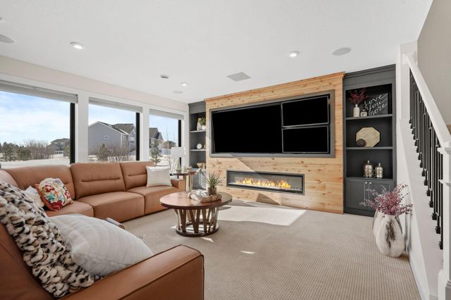 2746 154th Lane NE, Ham Lake, MN 55304