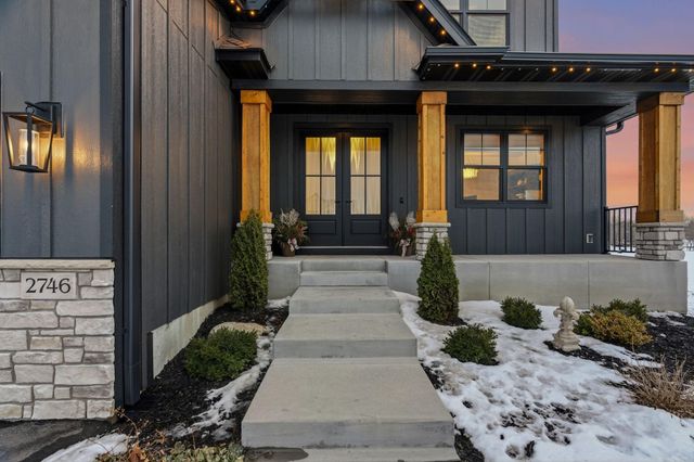 2746 154th Lane NE, Ham Lake, MN 55304