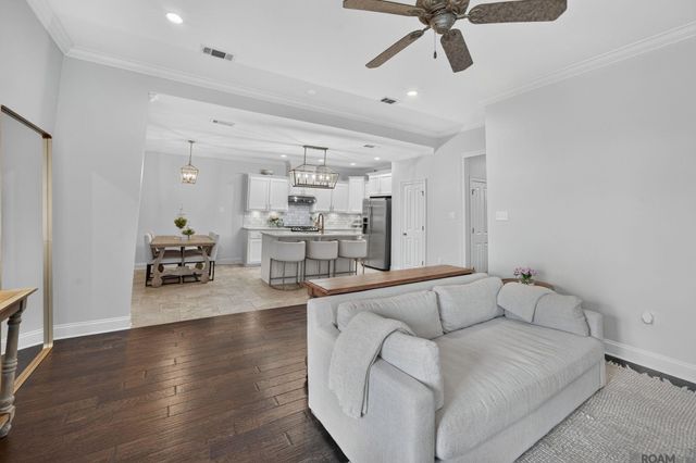7976 Seville Ct, Baton Rouge, LA 70820