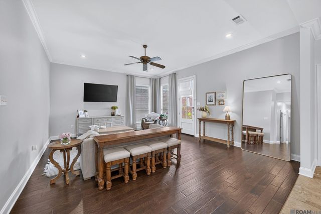 7976 Seville Ct, Baton Rouge, LA 70820