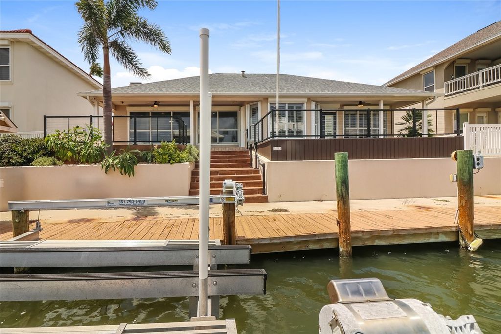 133 Sea Breeze Dr, Aransas Pass, TX 78336 — photo 5