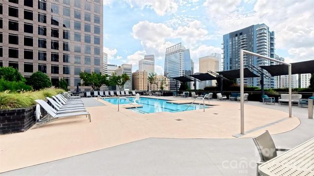 333 Trade Street 1705, Charlotte, NC 28202
