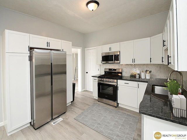 550 N 32nd Street, Council Bluffs, IA 51501