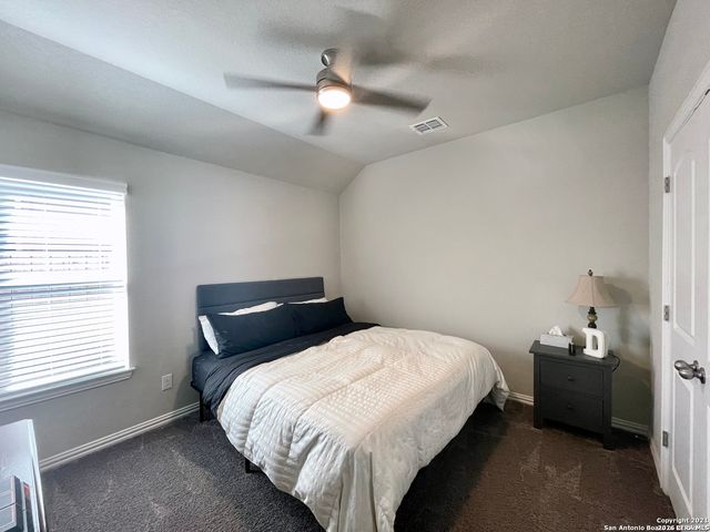 1212 LOMA RNCH, New Braunfels, TX 78132