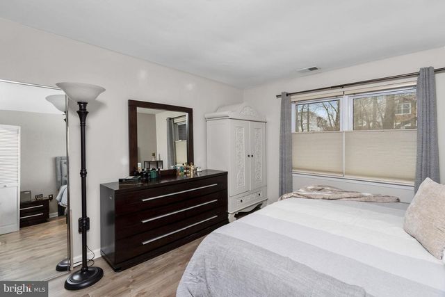 1306 SILVER CT, Hamilton, NJ 08690