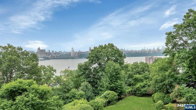 1 Horizon Road 408, Fort Lee, NJ 07024