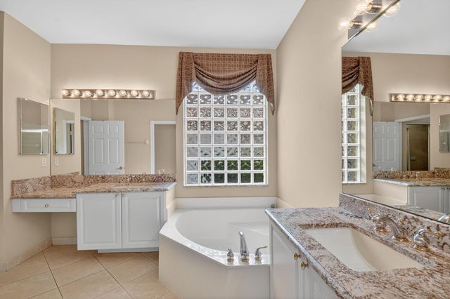 11164 Kapalua Way, Boynton Beach, FL 33437