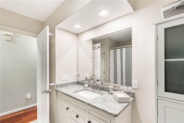 77 Lippitt Avenue, Cumberland, RI 02864