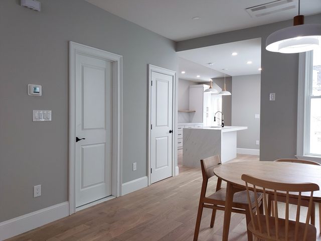 97 Trenton 1, Boston, MA 02128