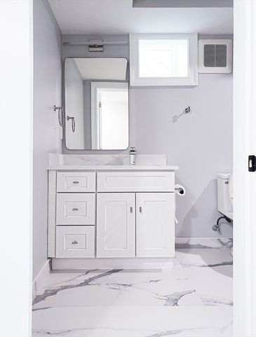 97 Trenton 1, Boston, MA 02128