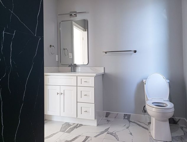 97 Trenton 1, Boston, MA 02128