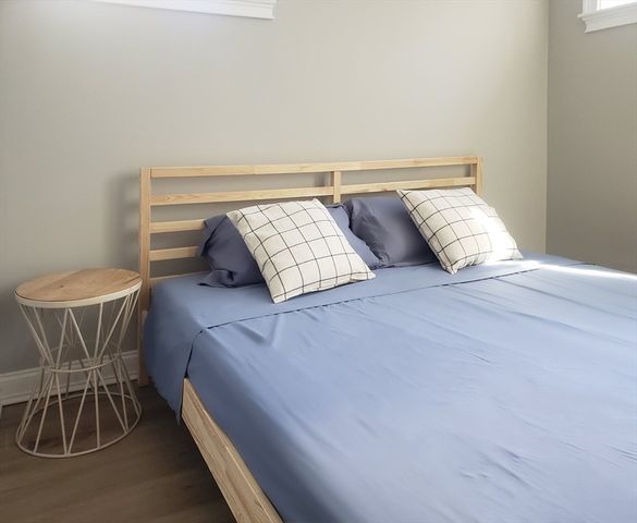 97 Trenton 1, Boston, MA 02128