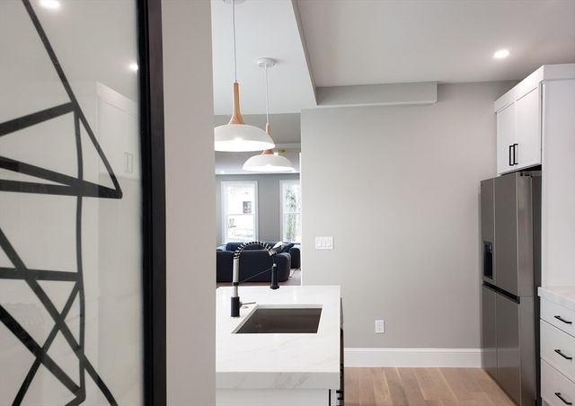 97 Trenton 1, Boston, MA 02128